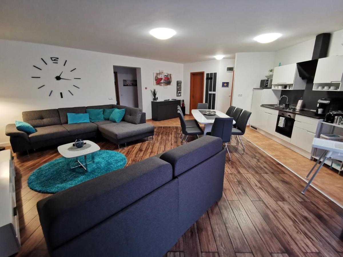 Hajdúszoboszló Freedom Apartman מראה חיצוני תמונה