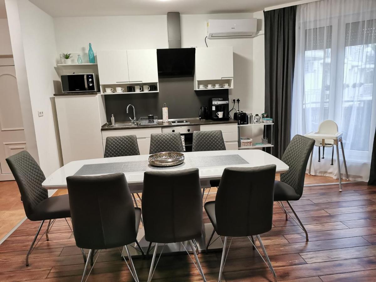 Hajdúszoboszló Freedom Apartman מראה חיצוני תמונה